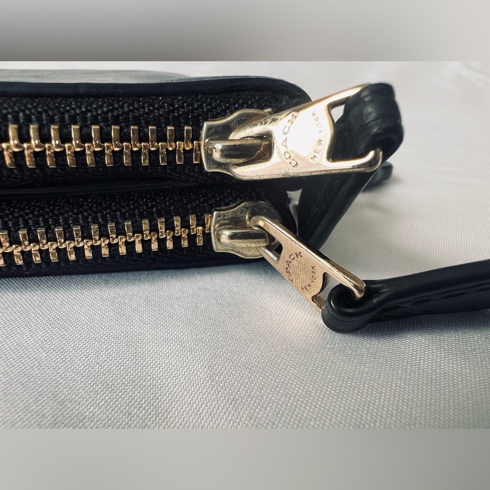 Coach Black Leather Zip Pouch - Picture 5 of 12
